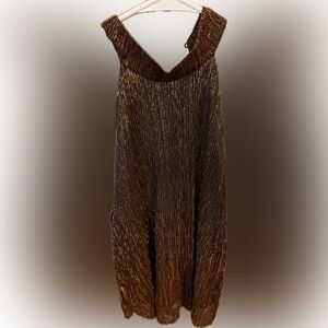 Women’s dressy tank top size medium forever 21